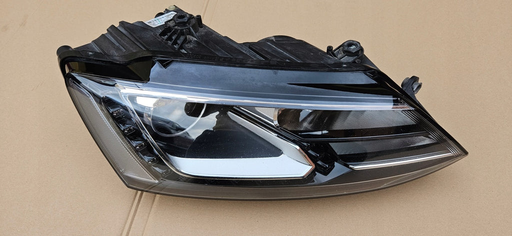 Frontscheinwerfer VW Jetta 5C7941752E Xenon Rechts Scheinwerfer Headlight SCH1201580417ri