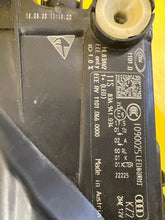 Laden Sie das Bild in den Galerie-Viewer, Frontscheinwerfer Audi Q3 83A941034 LED Rechts Scheinwerfer Headlight