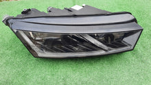 Laden Sie das Bild in den Galerie-Viewer, Frontscheinwerfer Skoda Octavia 5E4941016A Rechts Scheinwerfer Headlight SCH9851521633qo