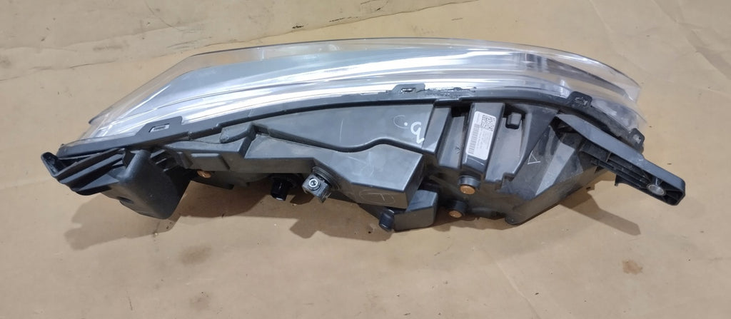 Frontscheinwerfer Dodge Ram Ducato 68516024AA 68516025AA Links Headlight SCH4451590023cu