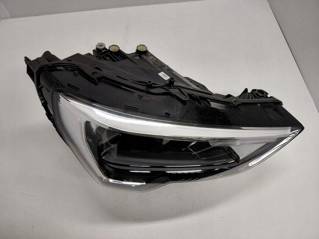 Frontscheinwerfer Audi Q3 83A941012 LED Rechts Scheinwerfer Headlight SCH1741933046kw