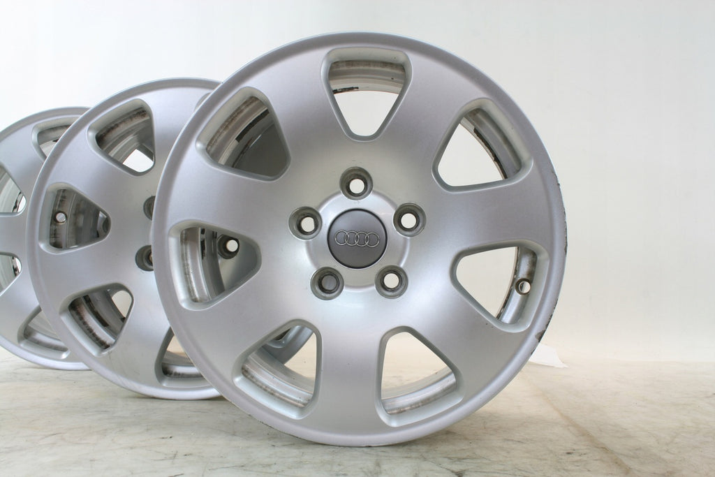 4x Alufelge 15 Zoll 7.0" 5x112 39ET Silber Audi Rim Wheel