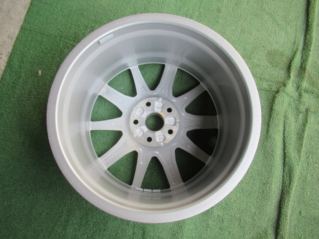 1x Alufelge 18 Zoll 8.5" 5x112 46ET Silber 8Y0601025M Audi A3 Rim Wheel