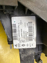 Load image into Gallery viewer, Frontscheinwerfer Renault Clio I 5 260103507R LED Rechts Scheinwerfer Headlight SCH2824696705jy