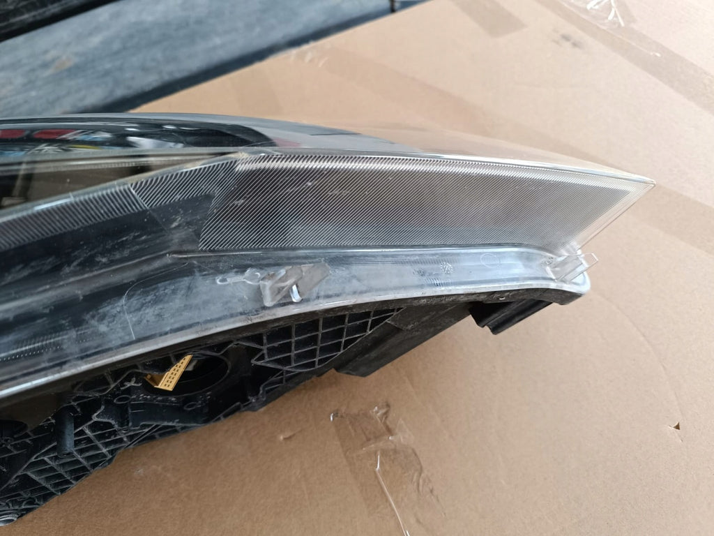 Frontscheinwerfer Skoda Superb III 3V1941016B Xenon Rechts Headlight