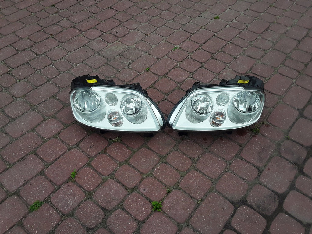 Frontscheinwerfer VW Touran Ein Stück (Rechts oder Links) Scheinwerfer Headlight