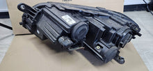 Laden Sie das Bild in den Galerie-Viewer, Frontscheinwerfer VW Passat B7 90010126 Rechts Scheinwerfer Headlight SCH4145316916fp