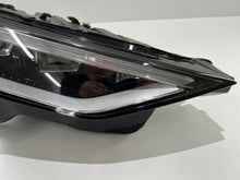 Laden Sie das Bild in den Galerie-Viewer, Frontscheinwerfer Audi E Tron 4KE941040 Rechts Scheinwerfer Headlight