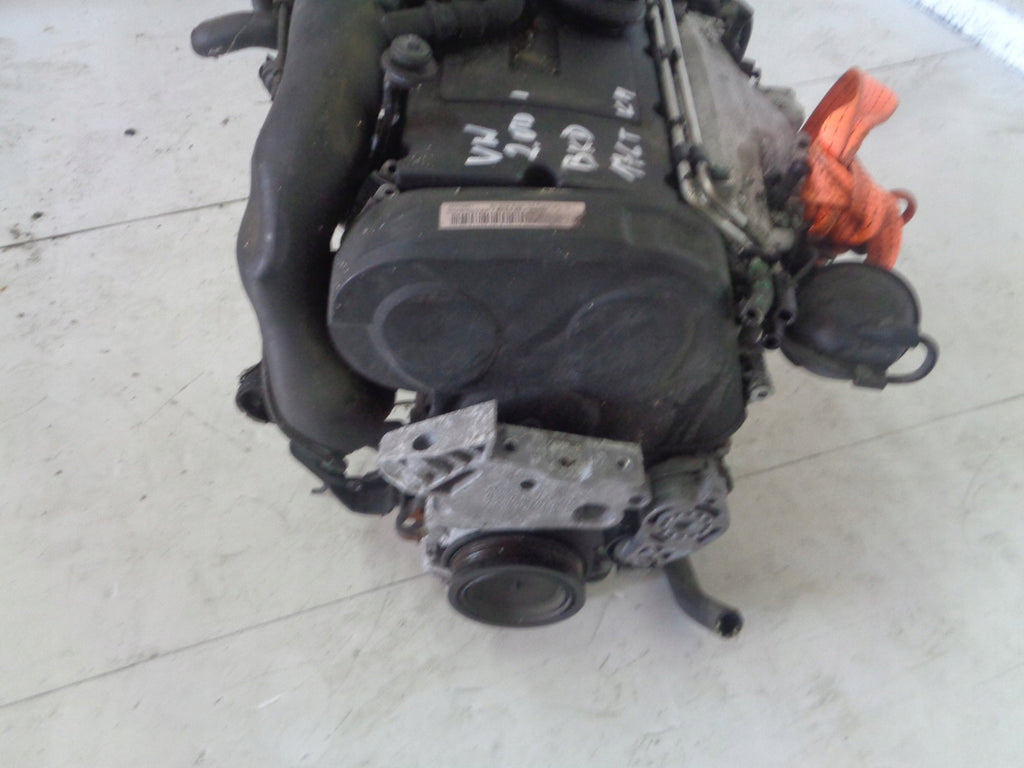 Motor Skoda VW BKD 2.0 TDI 140PS 103kW 176TKm Diesel Engine Komplett