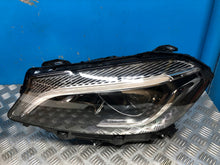 Laden Sie das Bild in den Galerie-Viewer, Frontscheinwerfer Mercedes-Benz W176 A1769069000 A1769068900 Ein Satz Headlight SCH4774524142xf