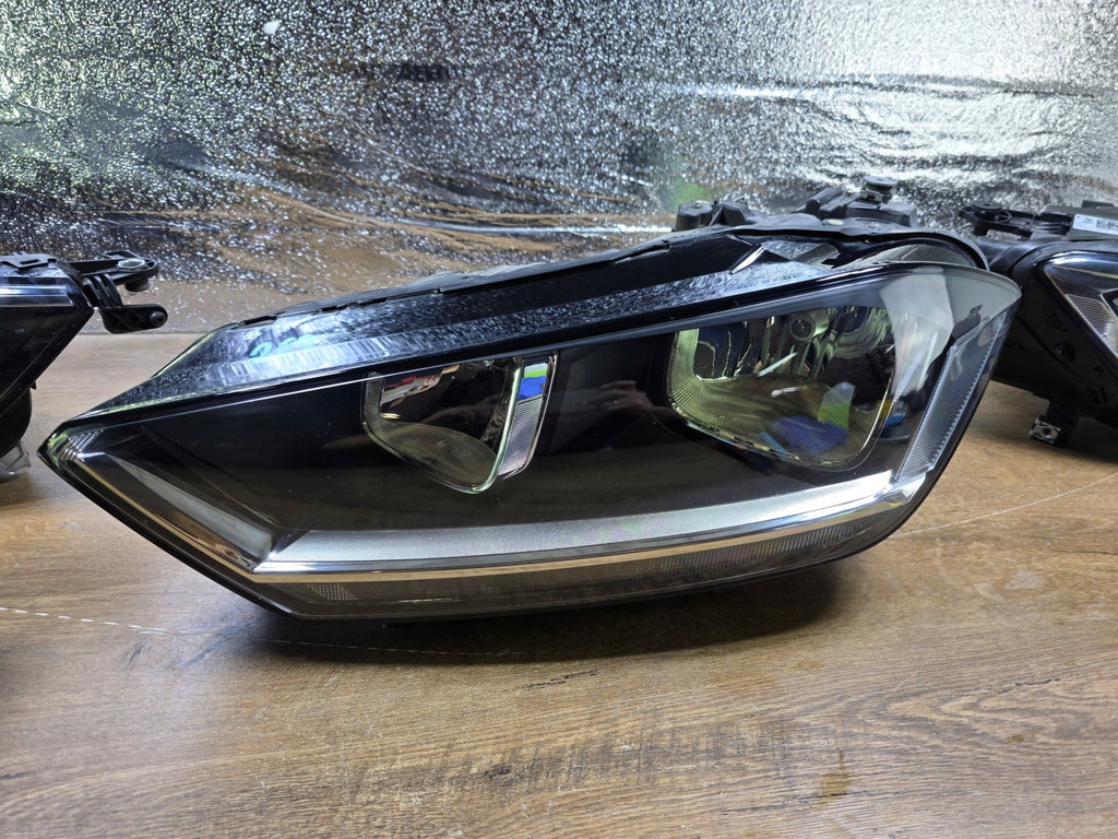 Frontscheinwerfer VW Sportsvan 517941005C Links Scheinwerfer Headlight SCH2327092565pk