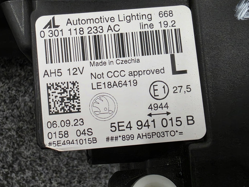 Frontscheinwerfer Skoda Octavia IV 5E4941015B Links Scheinwerfer Headlight SCH2625064244qc