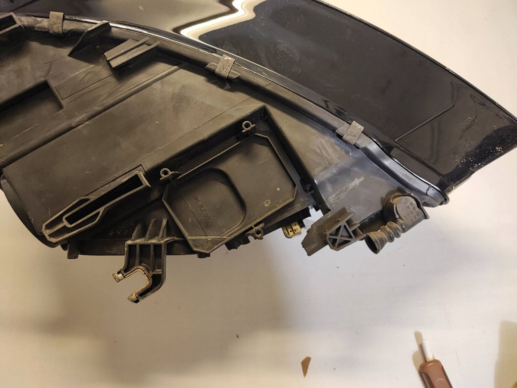 Frontscheinwerfer Audi A4 8K0941004C 8K09415970301240272 Rechts Headlight SCH8712516619jd