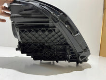 Laden Sie das Bild in den Galerie-Viewer, Frontscheinwerfer Mercedes-Benz A2479069000 Rechts Scheinwerfer Headlight SCH2517828136bx