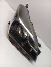 Laden Sie das Bild in den Galerie-Viewer, Frontscheinwerfer Toyota Yaris D1590D150 FALSE Scheinwerfer Headlight SCH5449474381pz