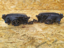 Laden Sie das Bild in den Galerie-Viewer, Frontscheinwerfer Mazda 2 Ein Satz Scheinwerfer Headlight SCH8651594589fp