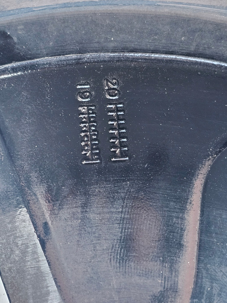 1x Alufelge 19 Zoll 7.5" 5x112 50ET 10A601025J VW Id.3 Rim Wheel