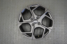Load image into Gallery viewer, 1x Alufelge 16 Zoll 6.0" 4x100 50ET Glanz Q0400ADE06 Hyundai Bayon Rim Wheel FEL2194379692me