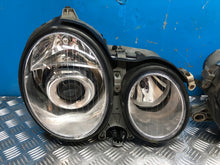 Laden Sie das Bild in den Galerie-Viewer, Frontscheinwerfer Mercedes-Benz W210 Ein Satz Scheinwerfer Headlight SCH7530290587yg