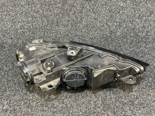 Load image into Gallery viewer, Frontscheinwerfer Audi A3 8V0941005E Xenon Links Scheinwerfer Headlight SCH5143976568sn