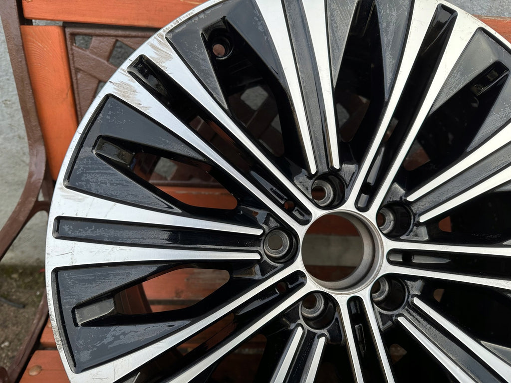 1x Alufelge 18 Zoll 7.5" 5x112 49ET Glanz Schwarz A1774013300 Mercedes-Benz W177