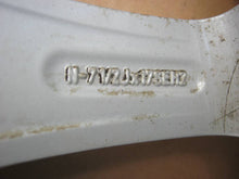 Load image into Gallery viewer, 1x Alufelge 17 Zoll 7.5&quot; 5x120 40ET 6761929 BMW E53 Rim Wheel
