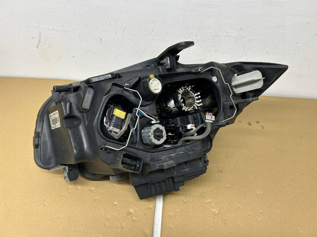 Frontscheinwerfer BMW 1 E88 E87 7181282-02 Xenon Rechts Scheinwerfer Headlight SCH4732318474su