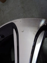 Laden Sie das Bild in den Galerie-Viewer, 1x Alufelge 17 Zoll 7.5" 5x112 52ET Glanz Schwarz A2464011500 Mercedes-Benz W246 FEL6877190674lm