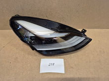 Load image into Gallery viewer, Frontscheinwerfer Tesla Model 151495300D LED Rechts Scheinwerfer Headlight