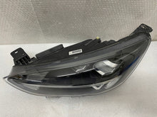 Laden Sie das Bild in den Galerie-Viewer, Frontscheinwerfer Ford Focus JX7B-13E015-CD LED Links Scheinwerfer Headlight