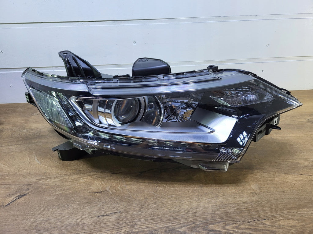 Frontscheinwerfer Mitsubishi Outlander III ECM921-22A20 Rechts Headlight