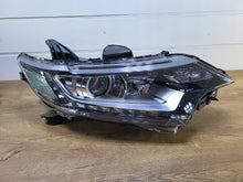 Laden Sie das Bild in den Galerie-Viewer, Frontscheinwerfer Mitsubishi Outlander III ECM921-22A20 Rechts Headlight