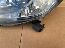 Laden Sie das Bild in den Galerie-Viewer, Frontscheinwerfer Honda Cr-V Xenon Links Scheinwerfer Headlight