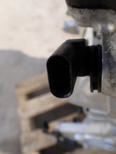 Load image into Gallery viewer, Motor Hyundai Elantra VII G4FM 1.6 123PS 90kW 2024 Benzin Engine Unkomplett