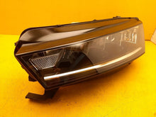 Laden Sie das Bild in den Galerie-Viewer, Frontscheinwerfer Skoda Octavia IV 5E4941015 LED Ein Stück (Rechts oder Links) SCH3801088430st