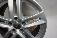 Load image into Gallery viewer, 1x Alufelge 17 Zoll 7.0" 5x112 42ET Glanz Silber 8W0601025P Audi A4 B9 Rim Wheel FEL3206109765us