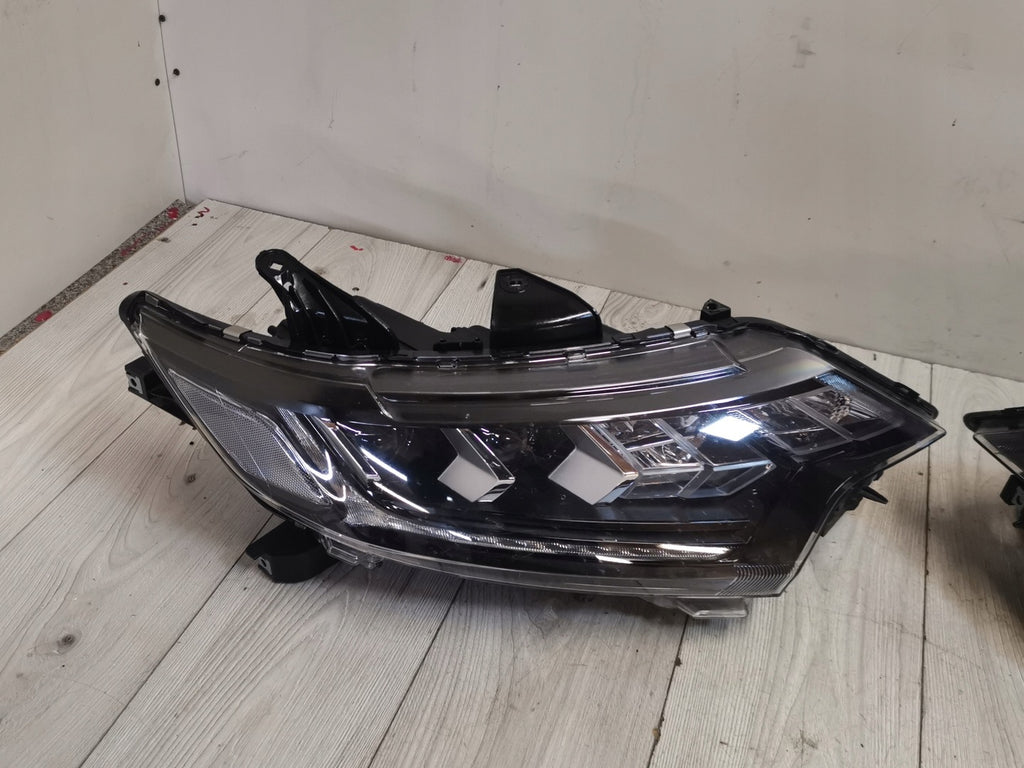 Frontscheinwerfer Mitsubishi Outlander III Full LED Rechts oder Links SCH8138158813cz