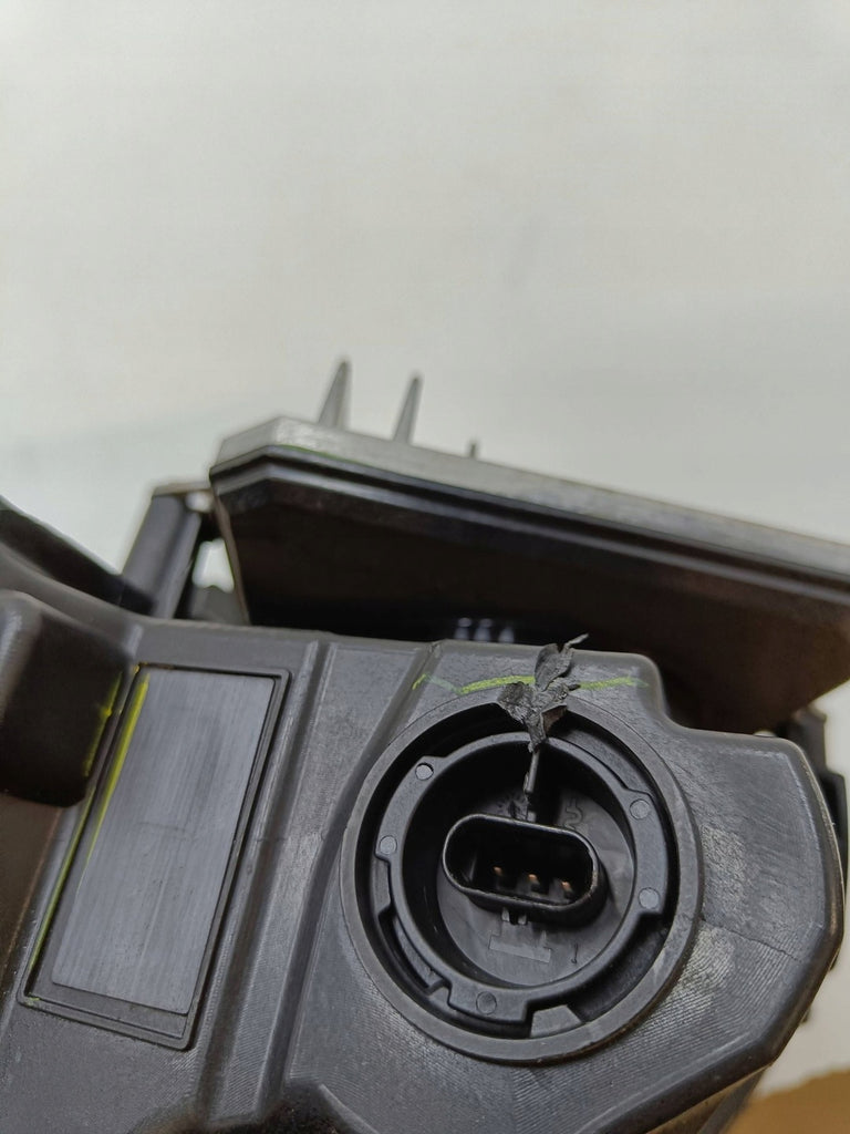 Frontscheinwerfer Tesla Model 3 1077372-10 Vorderseite Scheinwerfer Headlight