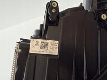Laden Sie das Bild in den Galerie-Viewer, Frontscheinwerfer VW Passat B8 3G1941081P LED Links Scheinwerfer Headlight SCH1880732238bb