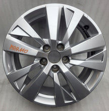Load image into Gallery viewer, 1x Alufelge 17 Zoll 7.0" 5x108 42ET Glanz Silber 9809687177 Peugeot Rim Wheel FEL5817285906tb