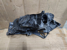 Laden Sie das Bild in den Galerie-Viewer, Frontscheinwerfer Mercedes-Benz W166 A1668206759 Rechts Scheinwerfer Headlight SCH4756040246ru