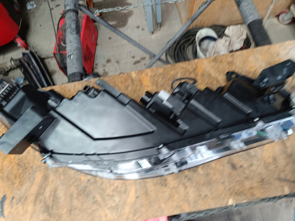 Frontscheinwerfer Toyota Corolla LED Links Scheinwerfer Headlight SCH6735346233pv
