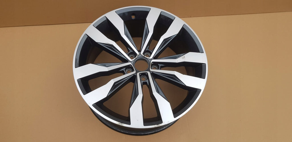 1x Alufelge 19 Zoll 8.0" 5x112 47ET 2GA601025F VW T-Roc Rim Wheel FEL7779843813yb
