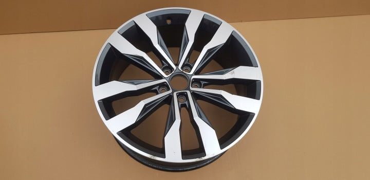 1x Alufelge 19 Zoll 8.0" 5x112 47ET 2GA601025F VW T-Roc Rim Wheel FEL7779843813yb