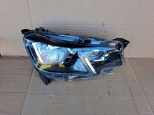 Laden Sie das Bild in den Galerie-Viewer, Frontscheinwerfer Peugeot Rifter 90146195 Rechts Scheinwerfer Headlight SCH1670740353iv