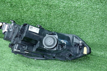 Laden Sie das Bild in den Galerie-Viewer, Frontscheinwerfer VW Golf VIII 90150890 Links Scheinwerfer Headlight SCH7155358142hl
