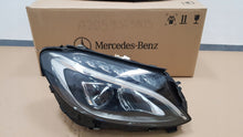 Laden Sie das Bild in den Galerie-Viewer, Frontscheinwerfer Mercedes-Benz W205 A2059063803 LED Rechts Headlight SCH9322275001ug