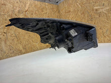Laden Sie das Bild in den Galerie-Viewer, Frontscheinwerfer Renault Trafic III 260608912 Rechts Scheinwerfer Headlight SCH9727056826hg