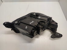 Laden Sie das Bild in den Galerie-Viewer, Frontscheinwerfer Opel Corsa F 9829465580 Ein Stück (Rechts oder Links) SCH7734127532xd