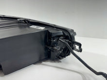 Load image into Gallery viewer, Frontscheinwerfer VW Passat 3J1941005 LED Links Scheinwerfer Headlight SCH1555209660ww